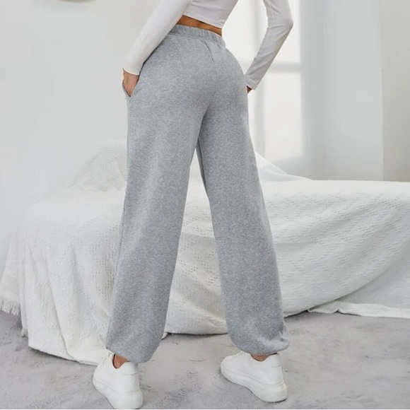Jogger + Sweatpants set - Picture 2 of 4